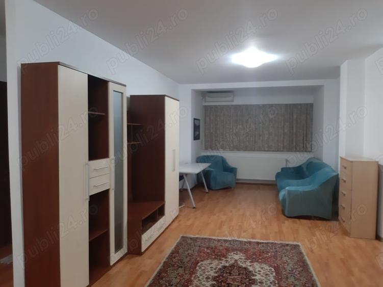 Apartament cu 2 camere semidecomandat în Titan