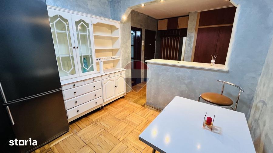 Apartament cu 2 camere decomandat în Rogerius