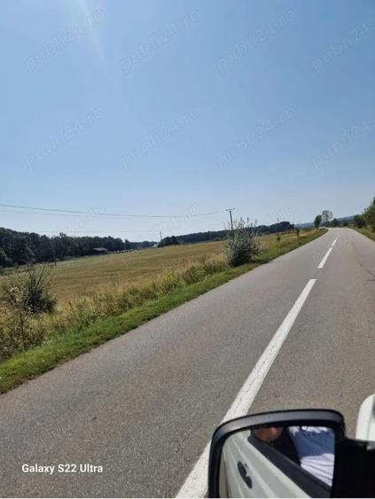 Teren de 12500 mp, în Central