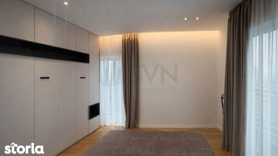 Apartament cu 3 camere, mobilat în Tei