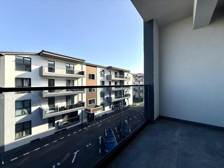 Apartament cu 3 camere decomandat în Dobroești