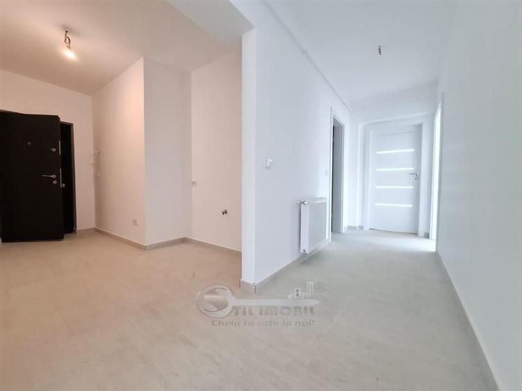 Apartament cu 3 camere decomandat în Galata