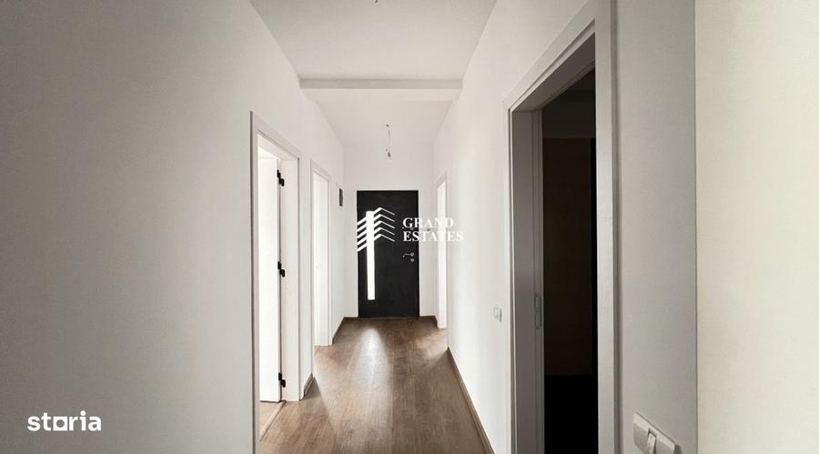 Casă cu 4 camere cu Teren 400 Mp în Central
