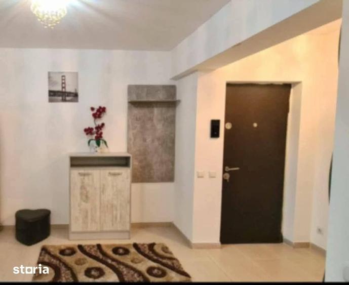 Apartament cu 3 camere decomandat în Burdujeni