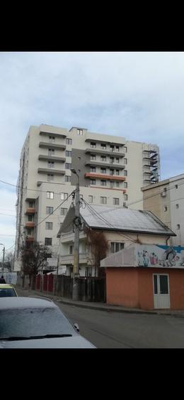 Apartament cu 2 camere semidecomandat în Nicolina