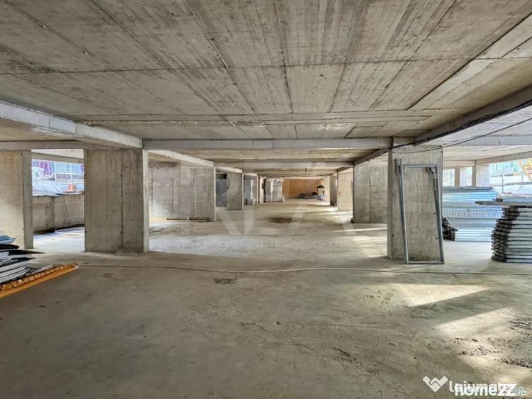 Spațiu comercial, de 300 mp, în Matei Voievod