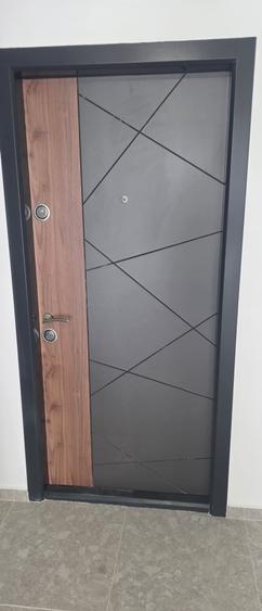 Apartament cu 2 camere decomandat în Politehnica