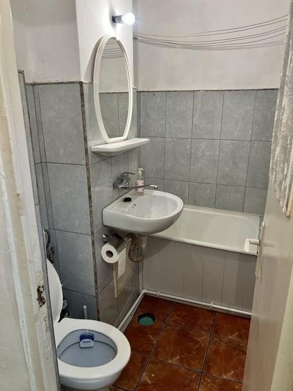 Apartament cu 2 camere semidecomandat în Exterior Vest