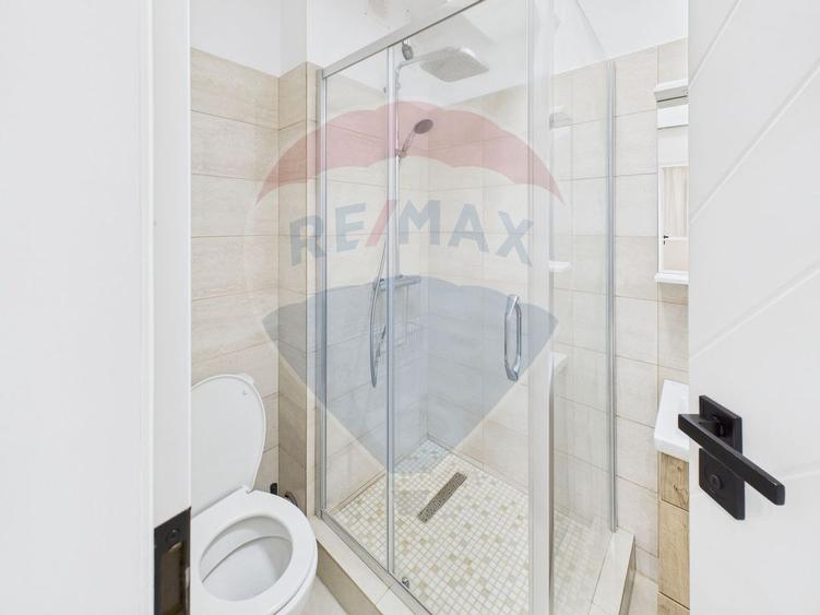 Apartament cu 3 camere decomandat, mobilat în Lujerului