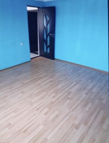 Casă individuală cu 5 camere cu Teren 470 Mp în Săvinești