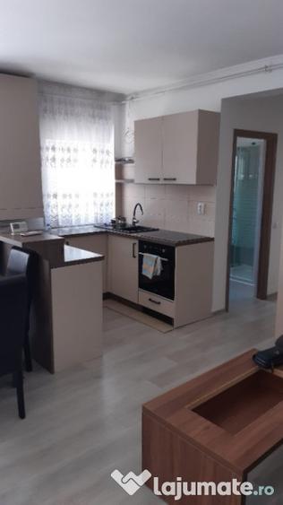 Apartament cu 2 camere semidecomandat în Florești