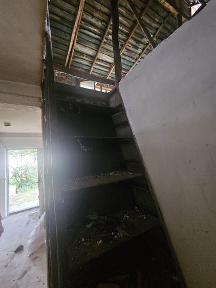 Casă cu 3 camere în Central