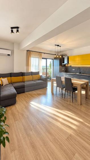 Apartament cu 3 camere semidecomandat, mobilat în Zorilor