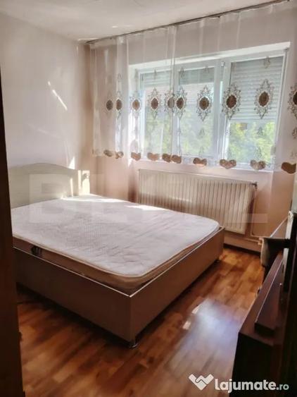 Apartament cu 3 camere decomandat în Nufărul