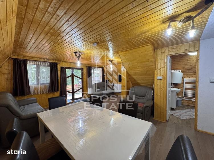 Casă cu 3 camere în Suseni