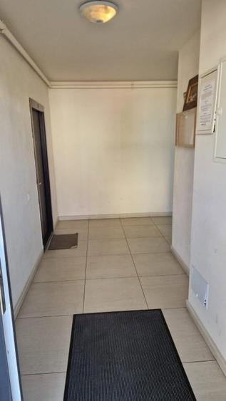 Apartament cu 2 camere decomandat în Dumbrăvița