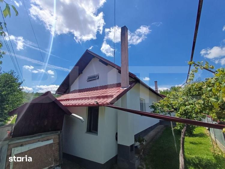 Casă cu 2 camere cu Teren 3500 Mp în Adâncata