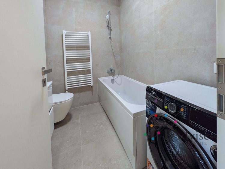 Apartament cu 2 camere decomandat, mobilat în Tractorul