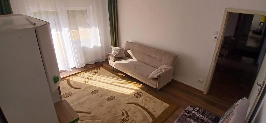 Garsonieră decomandată în Aradului