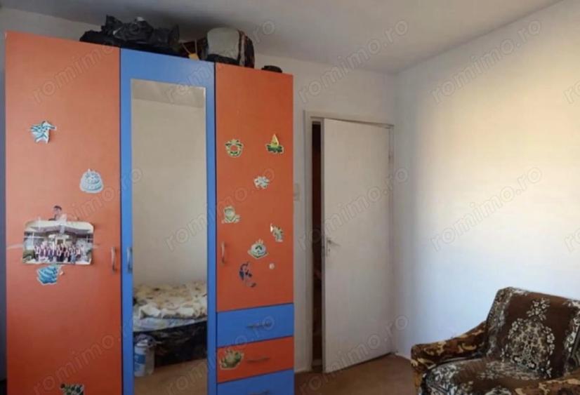 Apartament cu 2 camere semidecomandat în Minerul