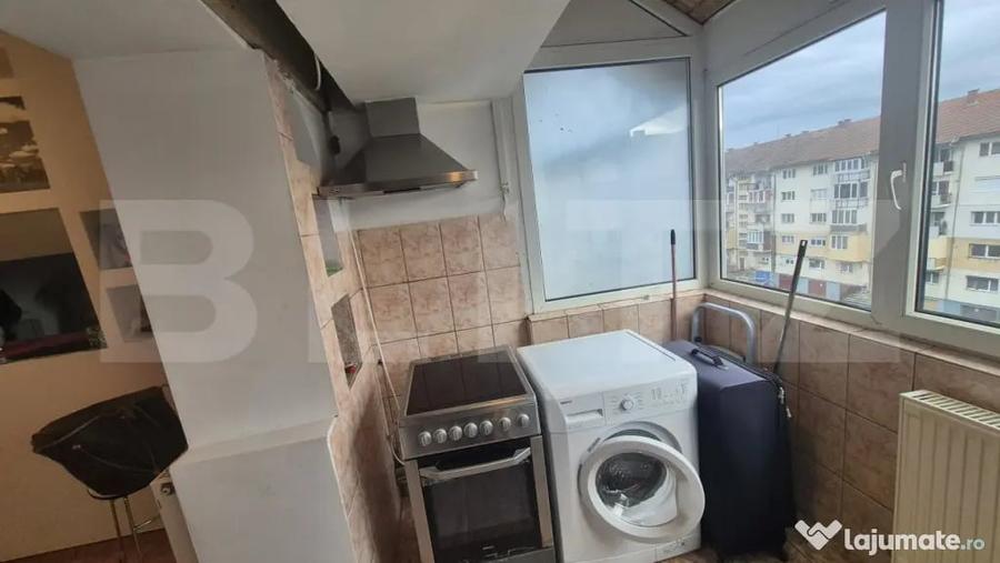 Apartament cu 3 camere de vanzare, 75.77 mp, in Carpati 2 - 3