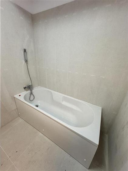 Apartament cu 3 camere decomandat în Albert