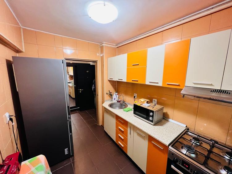 Apartament cu 2 camere semidecomandat în Bucureștii Noi