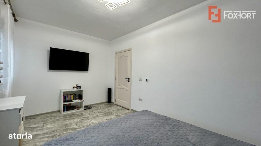Casă cu 4 camere în Ghiroda