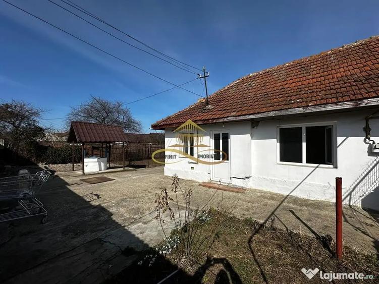 Casă cu 2 camere cu Canalizare în Tache