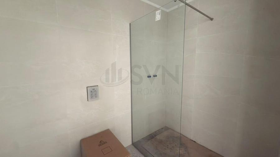 Apartament cu 4 camere decomandat în Colentina