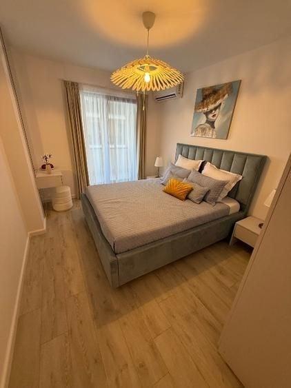 Apartament cu 2 camere decomandat, mobilat în Central