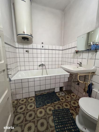 Casă cu 3 camere cu Teren 266 Mp în Central