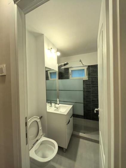 Apartament cu 2 camere semidecomandat în Dacia
