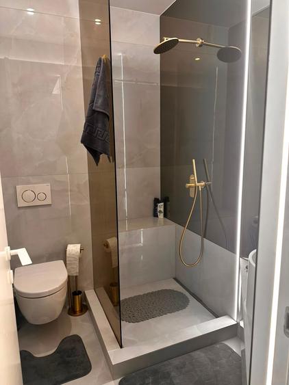Apartament cu 3 camere decomandat în Pipera