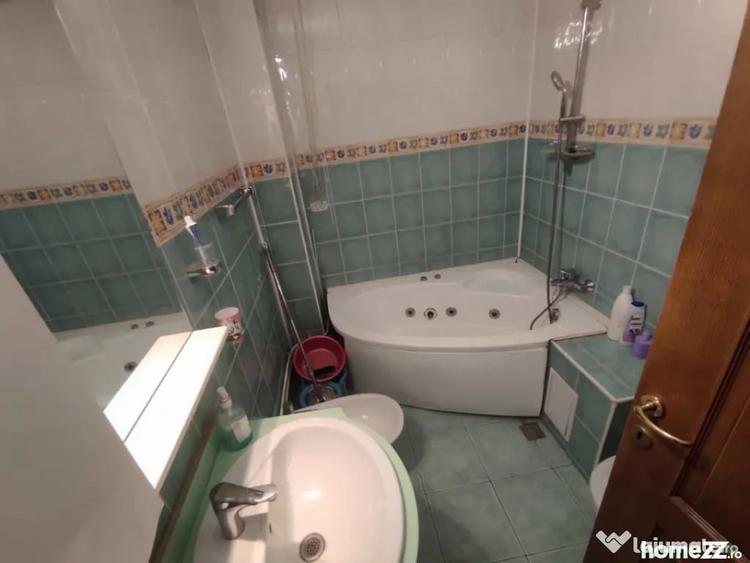 Apartament cu 2 camere semidecomandat în 1 Mai