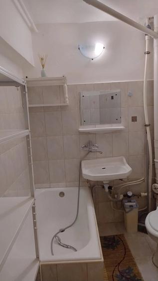 Garsonieră semidecomandată în Central
