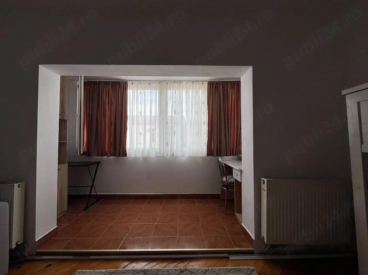 Apartament cu 2 camere semidecomandat în Dâmbovița