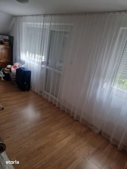 Casă cu 5 camere cu Teren 3000 Mp în Frătăuții Vechi