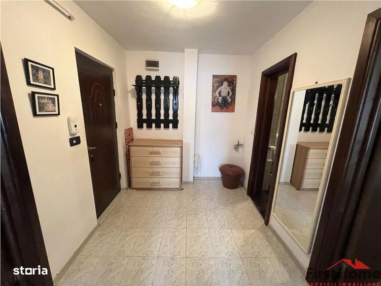 Apartament cu 2 camere, mobilat în Central
