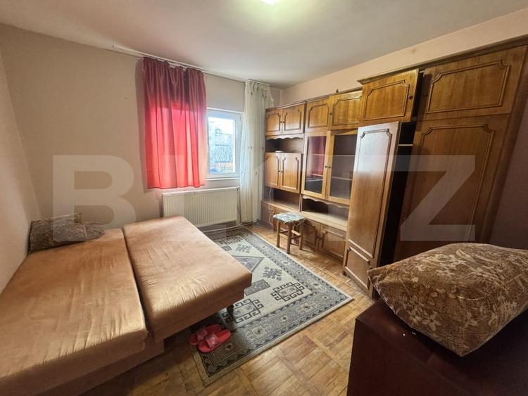 Apartament cu 2 camere decomandat, mobilat în Sud