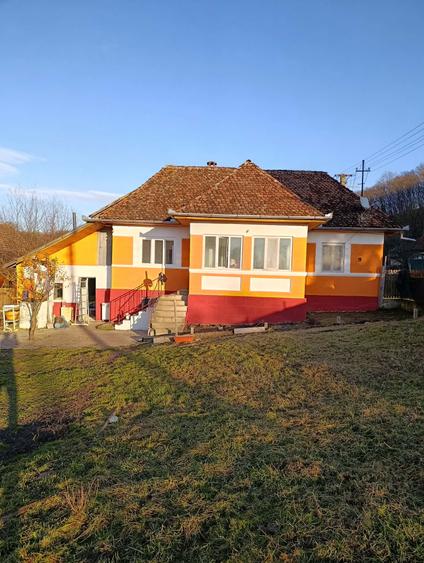 Casă individuală cu 3 camere cu Teren 1000 Mp în Bereni