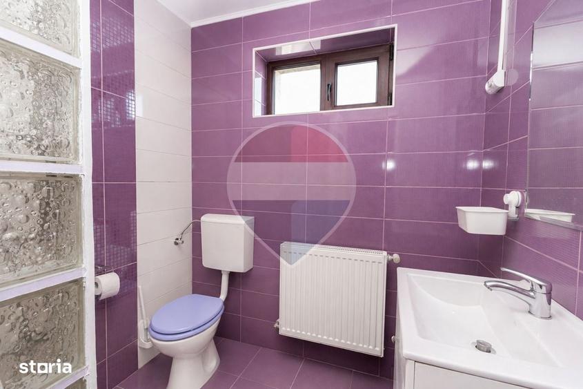 Casă cu 4 camere în Vârteju