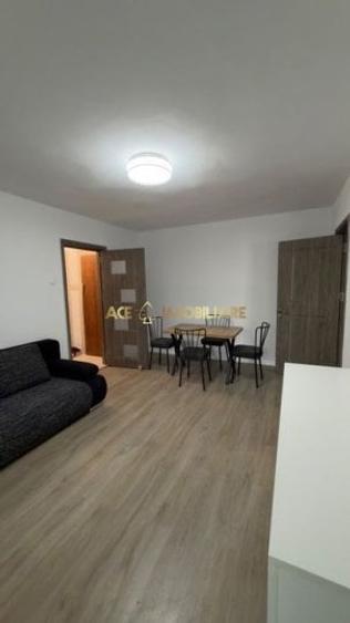 Apartament cu 2 camere semidecomandat, mobilat în Berceni