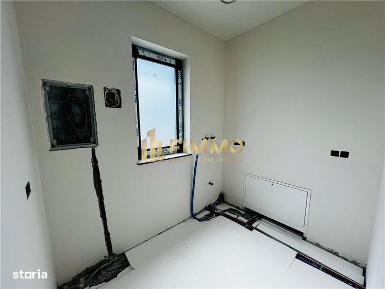 Casă cu 4 camere cu Teren 500 Mp în Moara