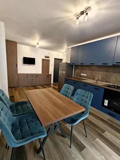 Apartament cu 2 camere semidecomandat în Central