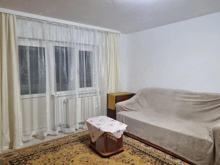 Apartament cu 2 camere semidecomandat în Budeasa