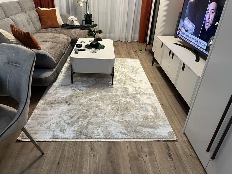 Vand ap.2 camere finisat zona Tribunalului