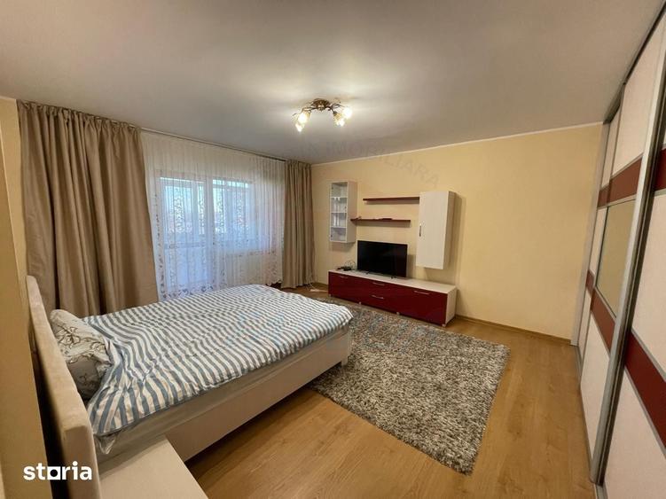 Garsonieră în Micro 38