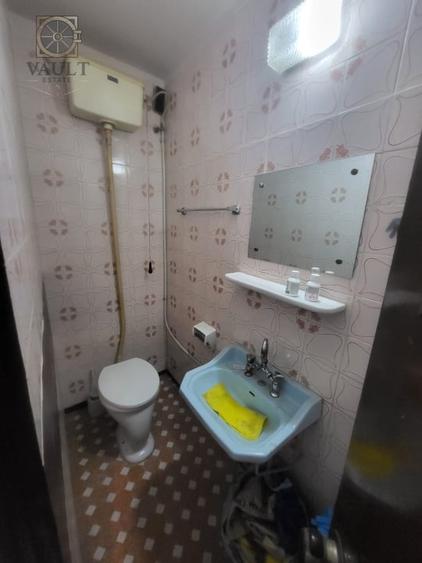 Apartament cu 3 camere decomandat în Rahova