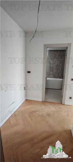 Apartament cu 2 camere decomandat în Exterior Vest